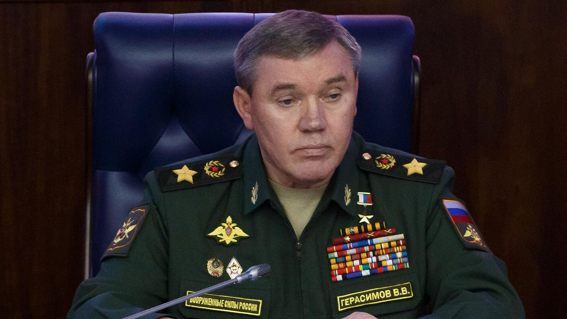 Герасимов проверил работу группировки "Запад" и поставил дальнейшие задачи