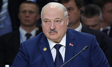 Лукашенко предложил обучить белорусов обслуживать "Орешник" Лукашенко предложил обучить белорусов обслуживать "Орешник"