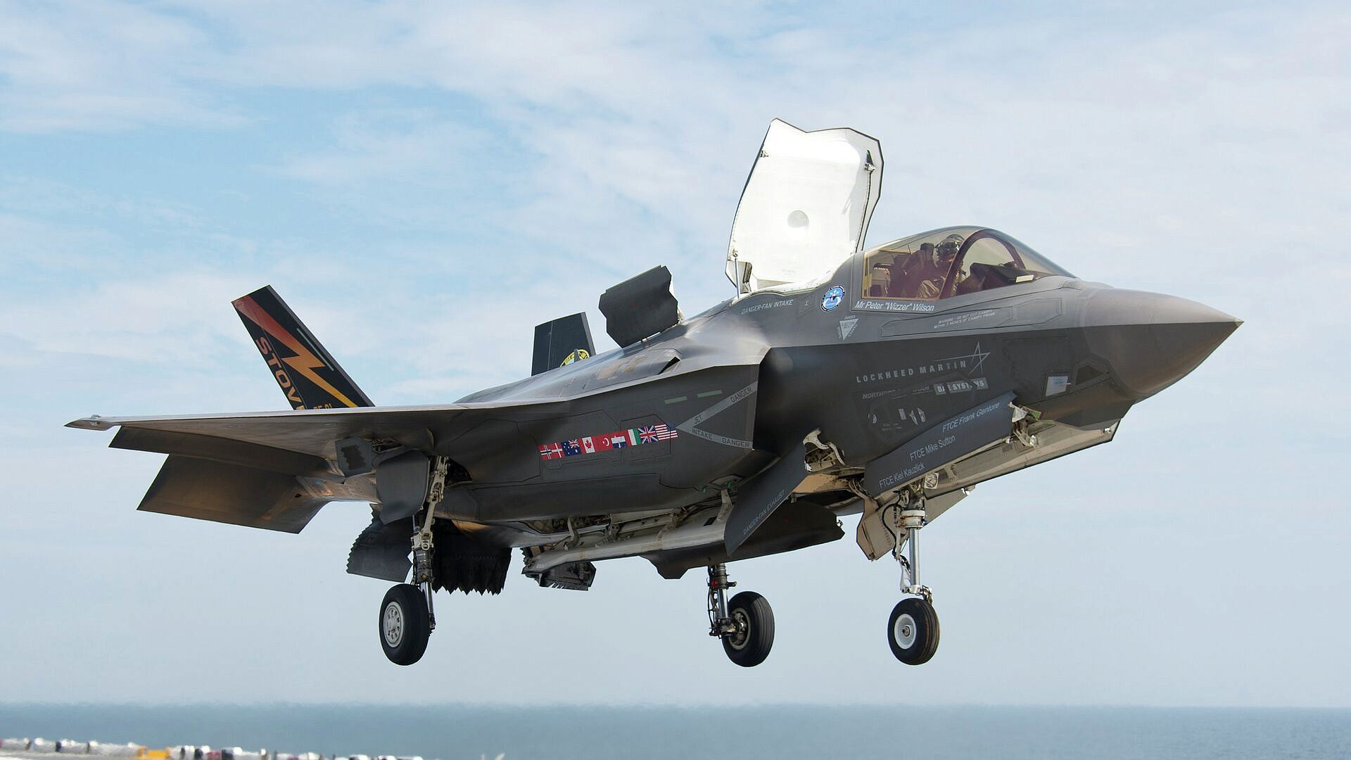 ���������� �������� ������ � ������������� F-35 �� ������ ���������