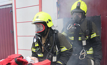 В Уфе не зафиксировали превышения вредных веществ вблизи горящего НПЗ