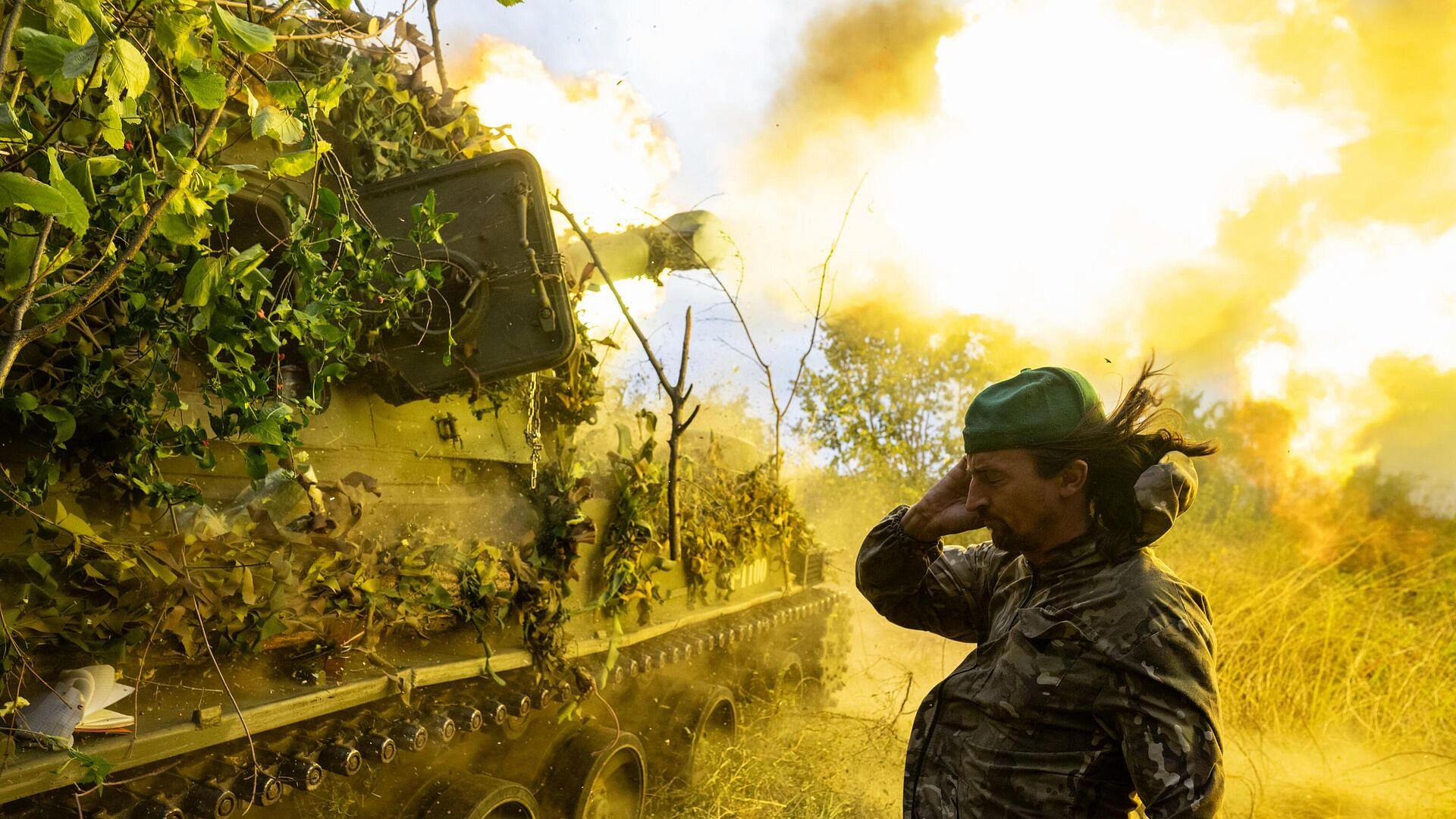 Группировка "Запад" тактическое улучшила положение