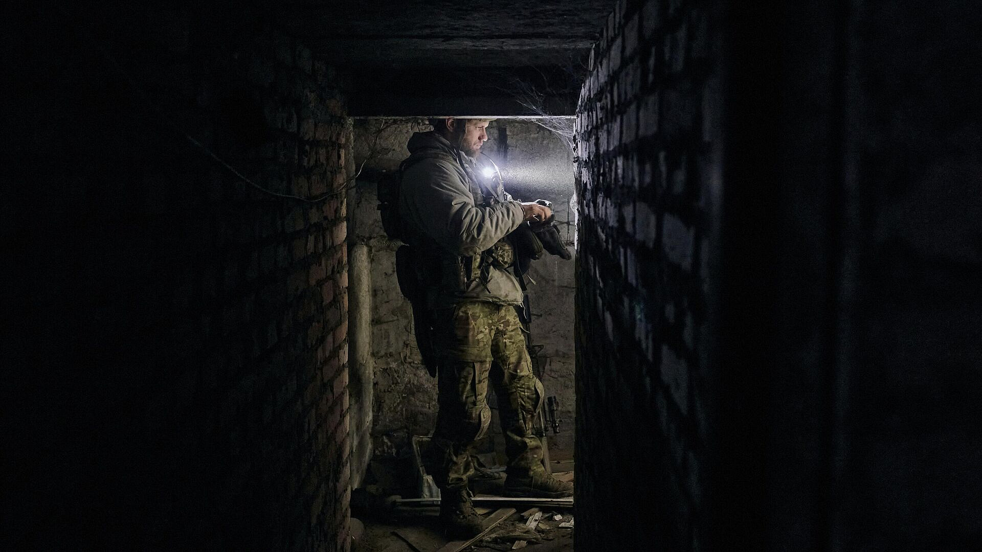 Украинские войска атаковали Токмак из РСЗО