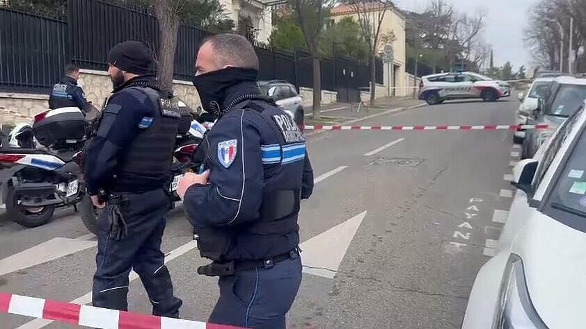 Французские ученые признали вину по делу о нападении на консульство России