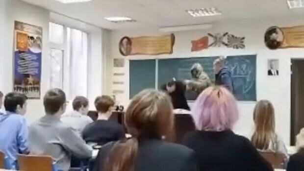 В Липецке уволили преподавателя, избитого в колледже