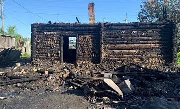 В Новосибирской области четыре человека погибли при пожаре в частном доме