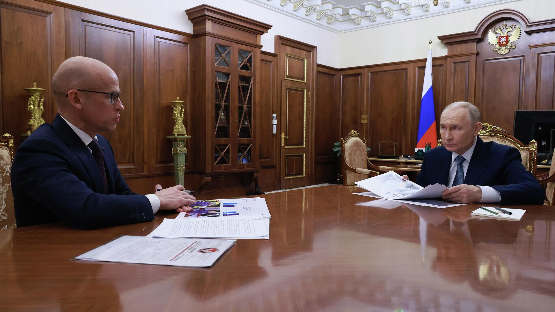 Путин отметил, что в Удмуртии много школ, где дети учатся во вторую смену