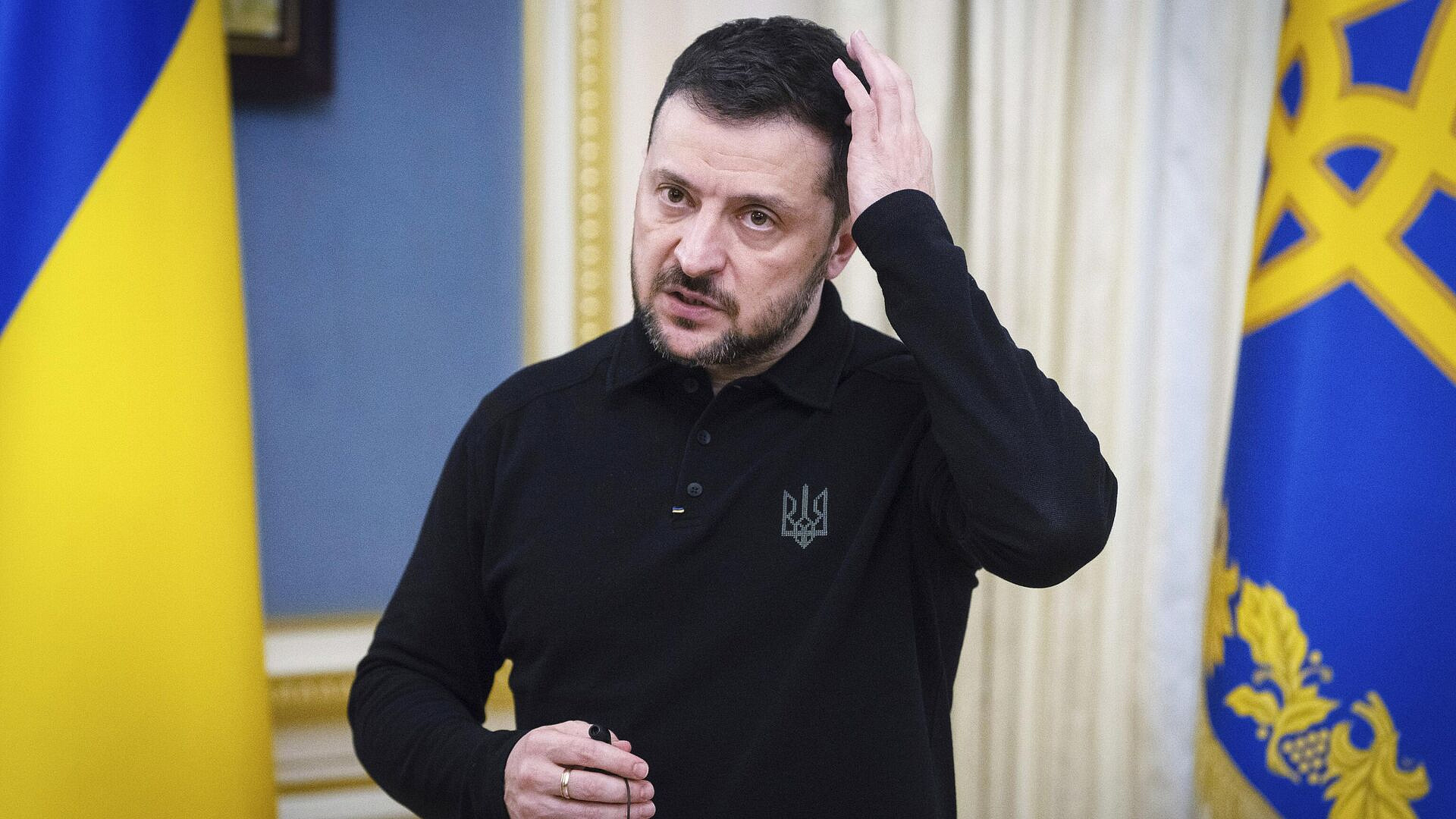 В Раде обратились к родителям Зеленского с неожиданным вопросом В Раде обратились к родителям Зеленского с неожиданным вопросом