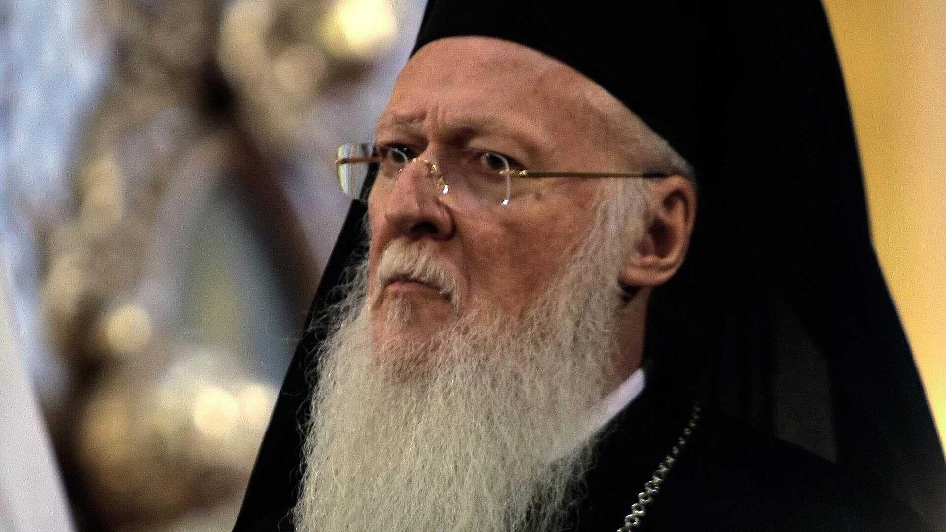 Экс-генсек Минобороны Турции подал иск против патриарха Варфоломея