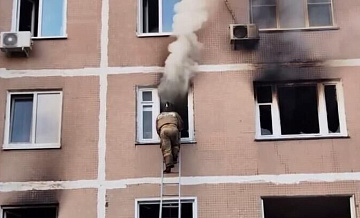 Число погибших при пожаре в доме в Ульяновске выросло до четырех человек