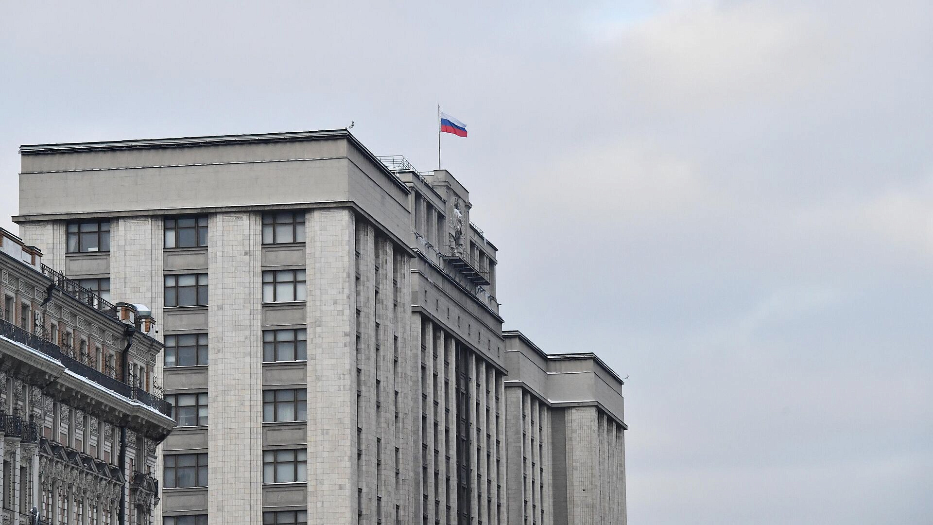 Слуцкий предложил ввести ограничения на получение жилищного сертификата Слуцкий предложил ввести ограничения на получение жилищного сертификата