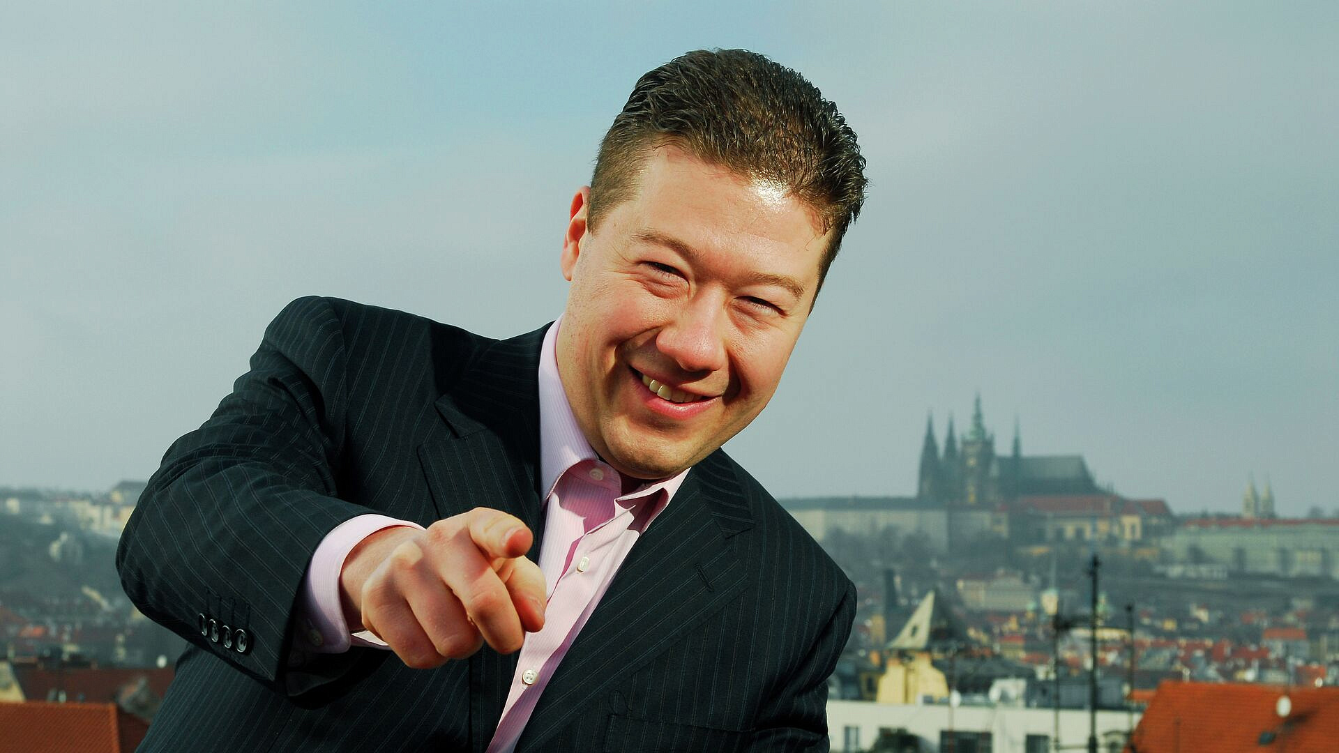 Парламент Чехии выдал полиции лидера оппозиционной партии