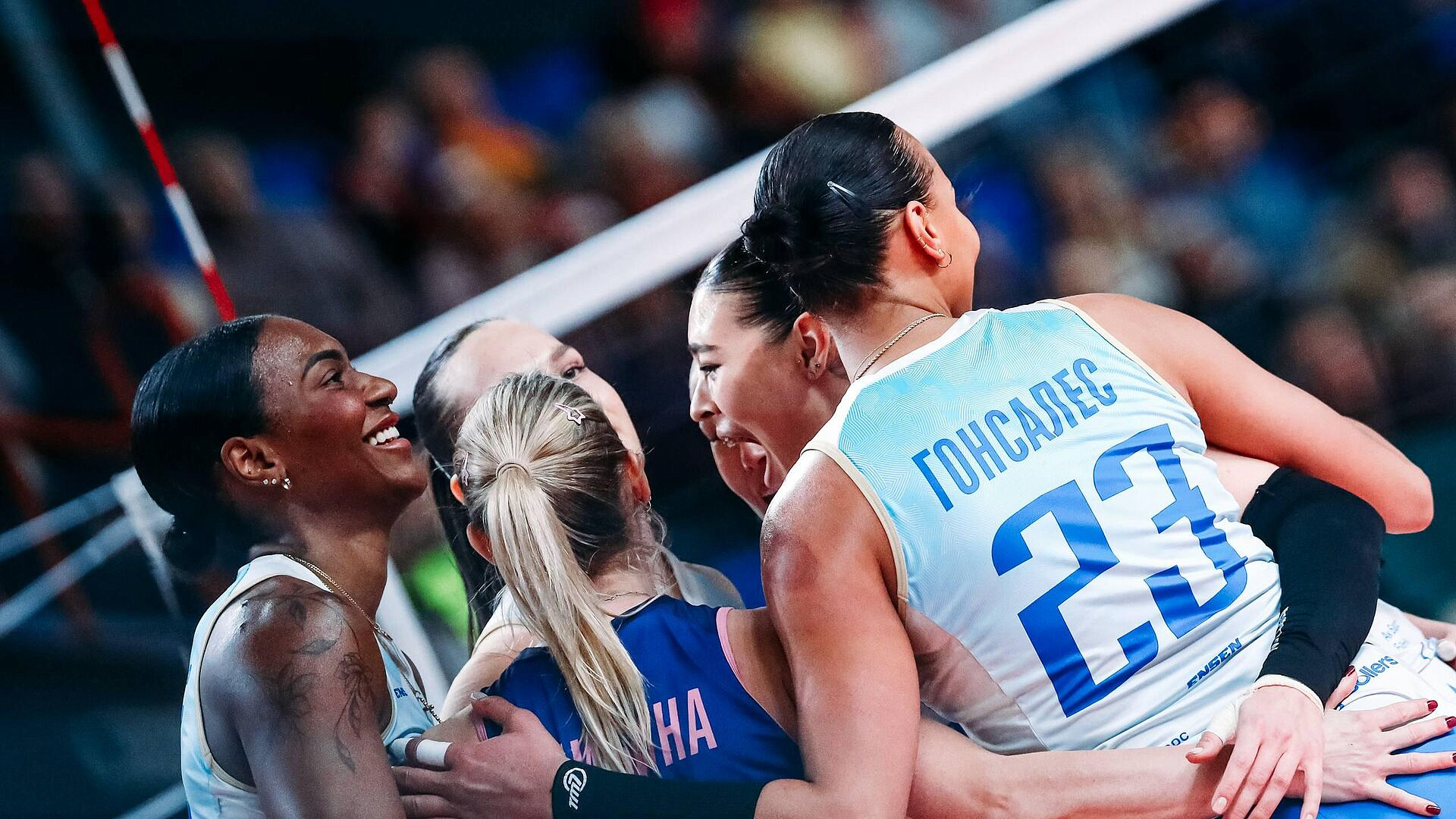 Волейболистки казанского "Динамо" обыграли московское "Динамо" на ЧР