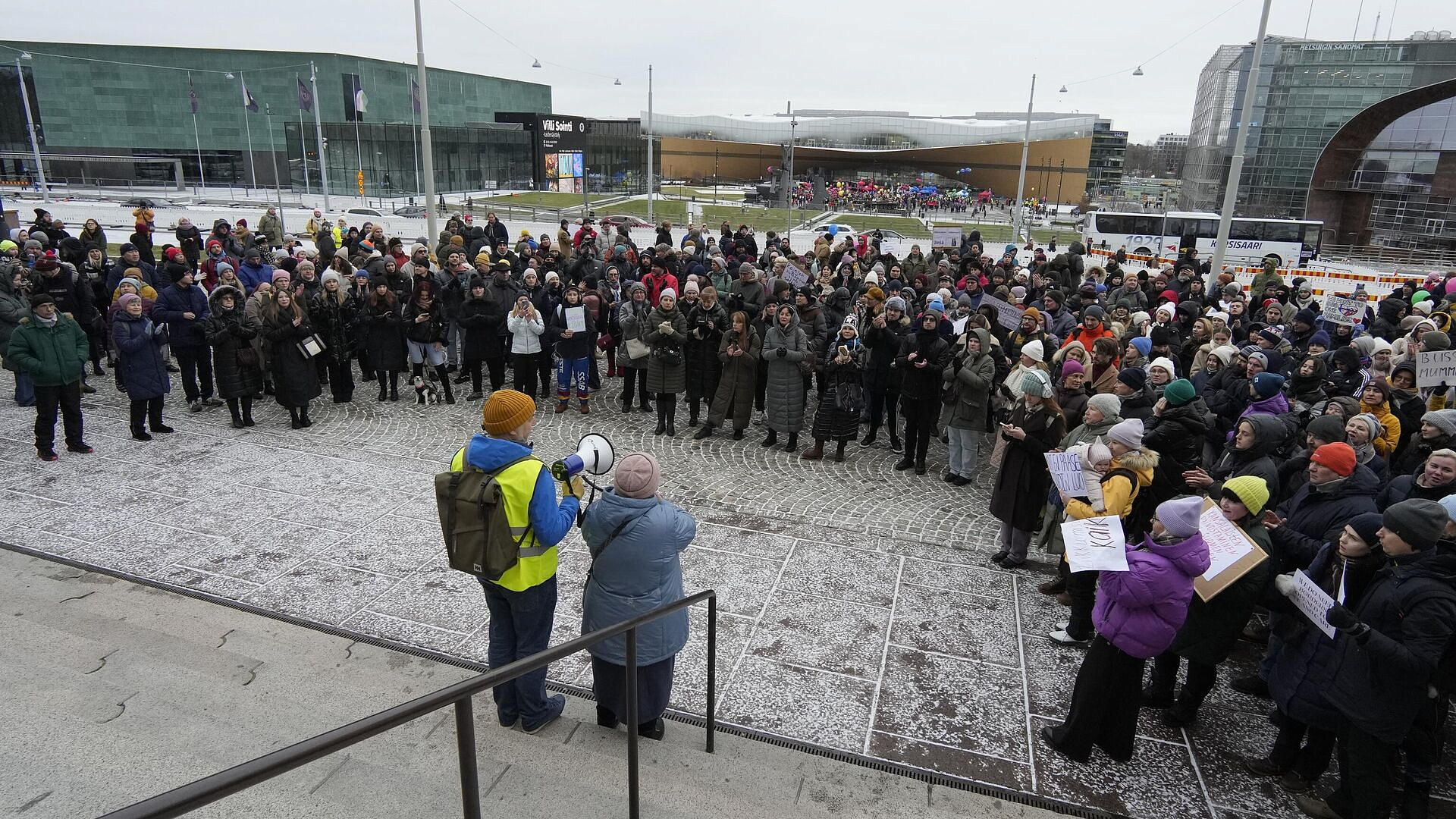 � ��������� ������ ����� �������� � ����������� ������� ������� � �������