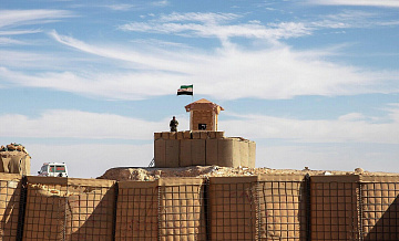 США заявили о готовности отвечать на угрозы ИГ* после ухода с базы Ат-Танф