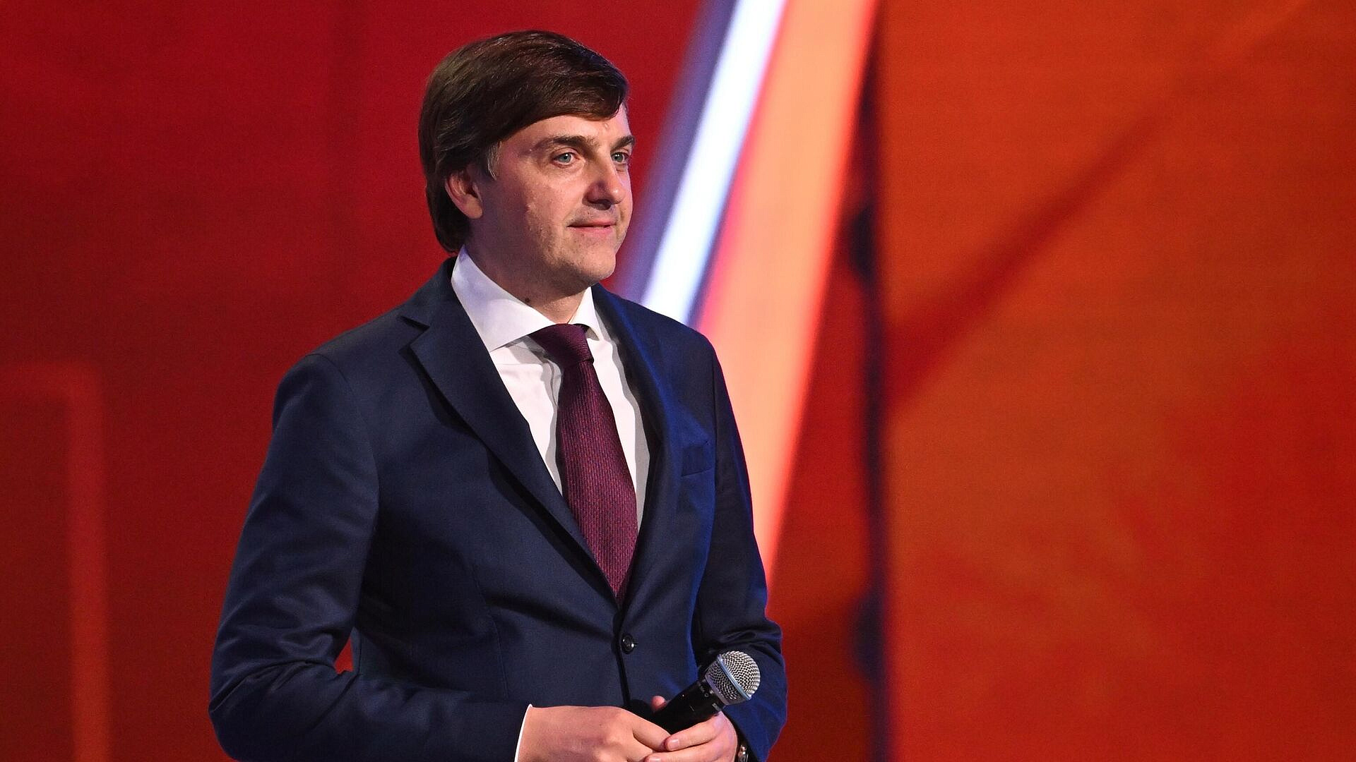 Кравцов анонсировал создание новых подразделений в Минпросвещения