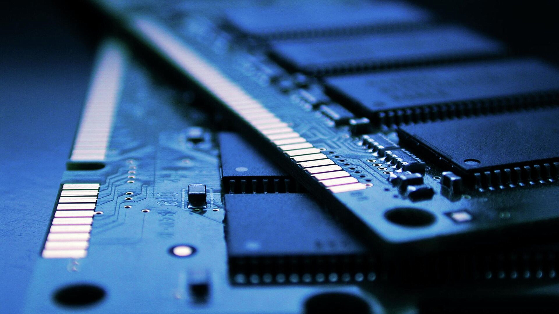 В России определили условия для создания более совершенных полупроводников