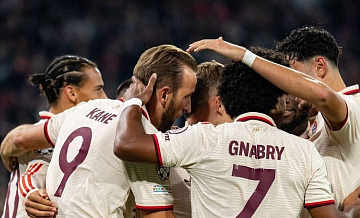 "Бавария" с двумя удалениями сыграла вничью с "Байером" в матче Бундеслиги