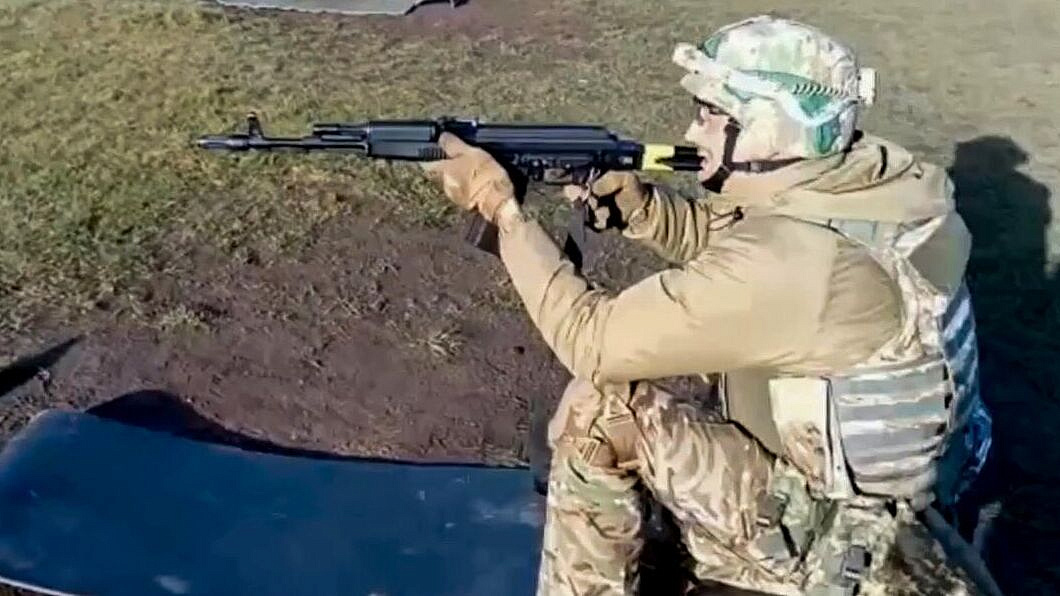 Сбежавший из лагеря НАТО водитель экскаватора рассказал о зарплате в ВСУ