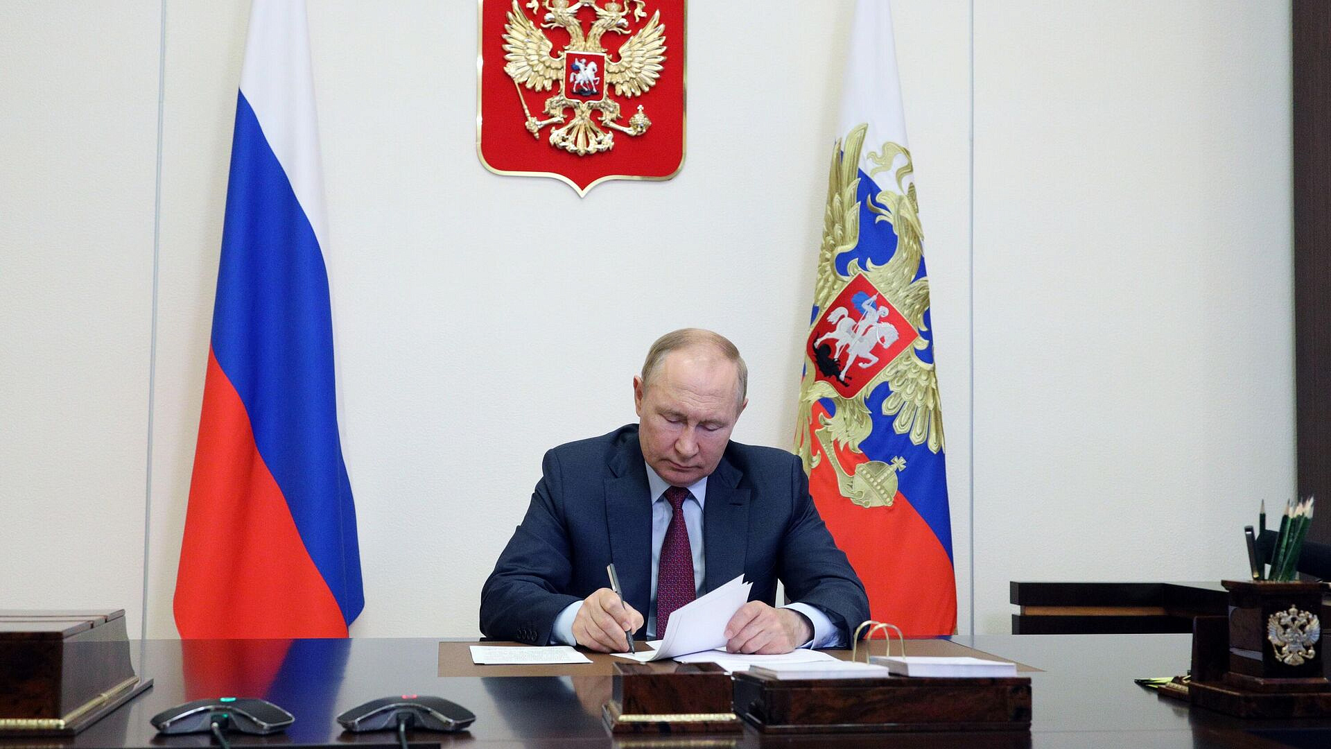 Путин подписал закон об общероссийской антидопинговой организации