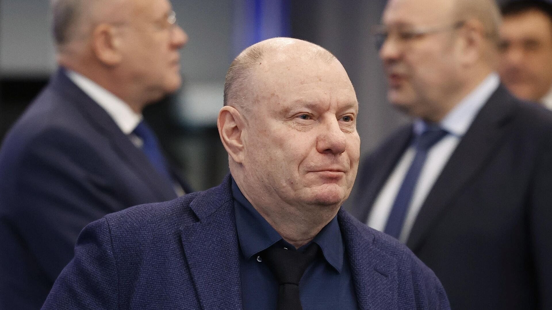 Суд запретил Потаниной судиться с бывшим мужем за рубежом