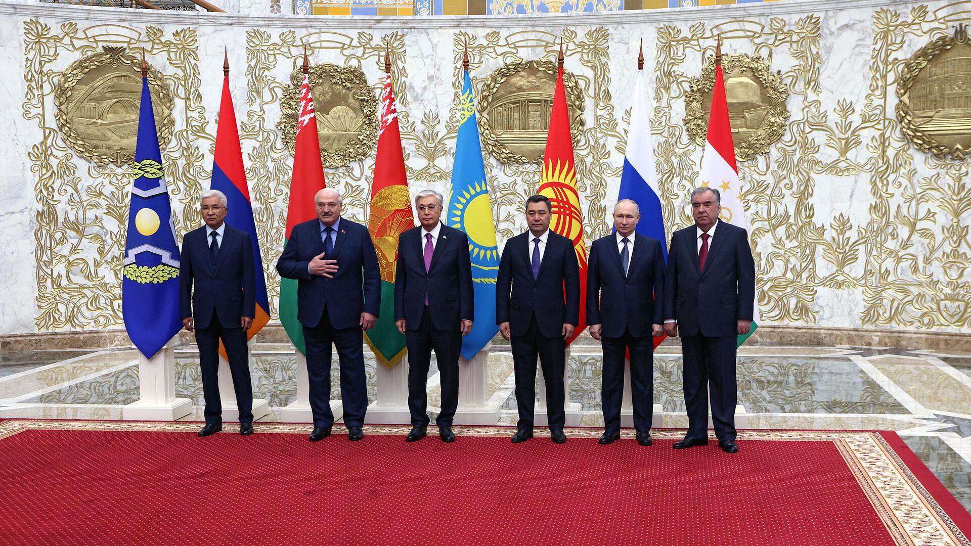 Ушаков рассказал о роли ОДКБ в новой архитектуре безопасности в Евразии