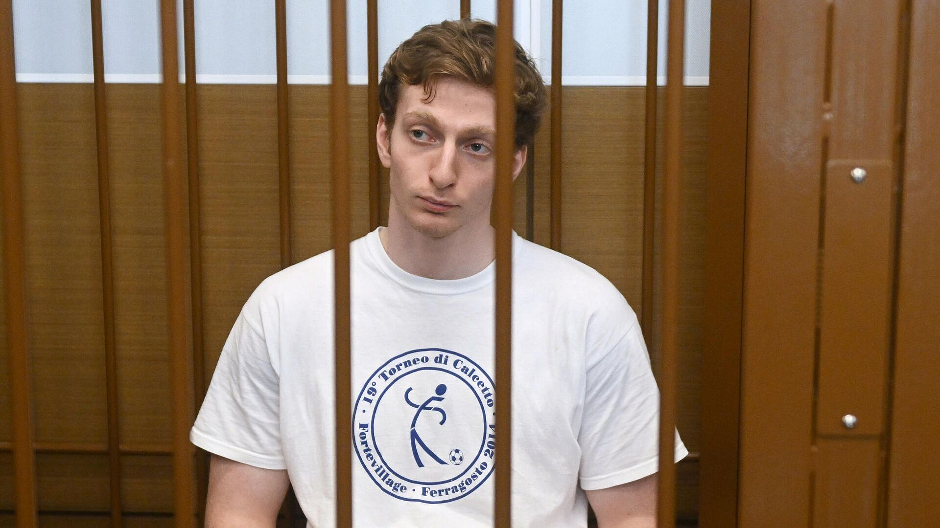 Тимура Бажаева отпустили из-под ареста, сообщил источник