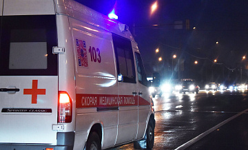 В Нижнем Новгороде грузовик упал с моста в реку