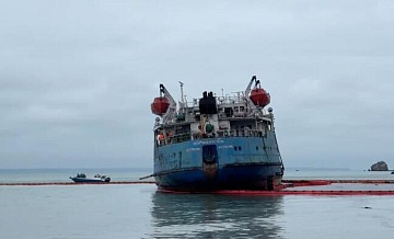 В Черном море задействовали железнодорожный состав для вывоза мазута