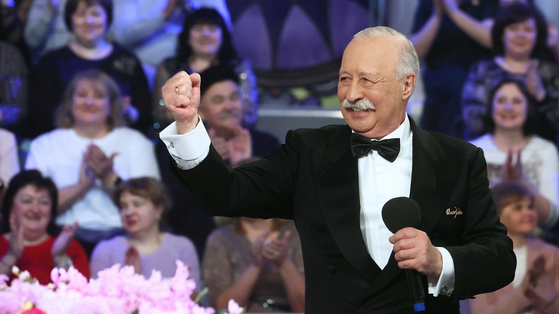 Якубович рассказал, как Листьев предложил вести шоу "Поле чудес"