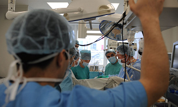 Мальчику, покусанному хаски в Сочи, сделали очередную пластическую операцию