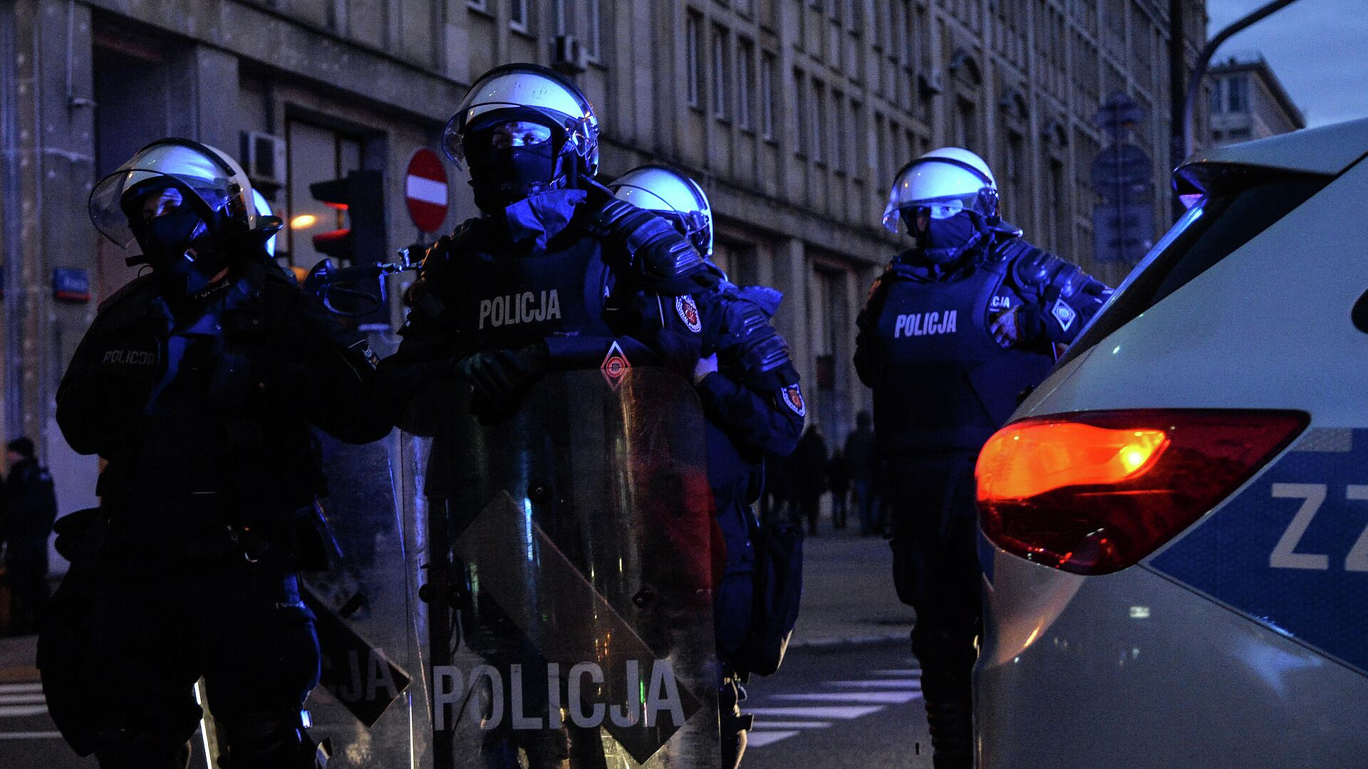 Иностранные банды пытаются проникнуть в Польшу, заявили в МВД страны