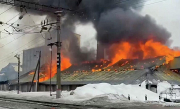 В Волгоградской области локализовали пожар на складе