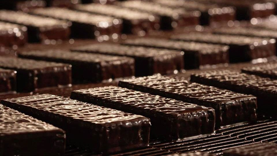 В России с 1 июля стартует маркировка шоколада и жвачки