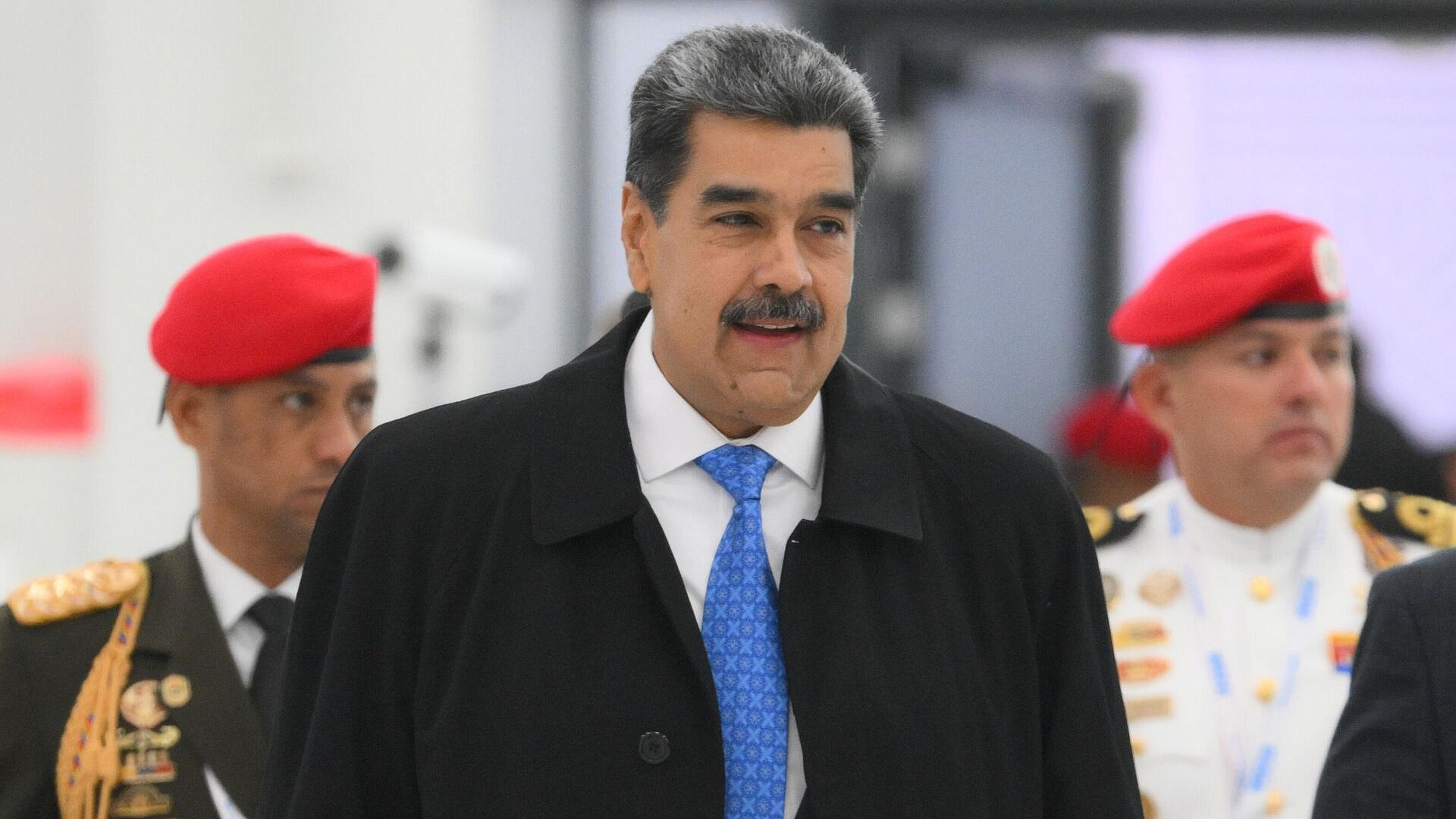 Мадуро приветствовал возобновление прямого диалога между Россией и США