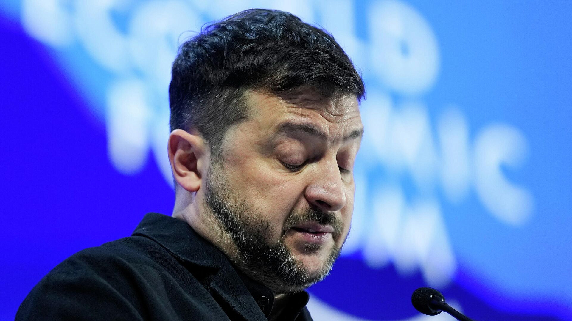 Зеленский неожиданно отреагировал на критику Трампа в свой адрес