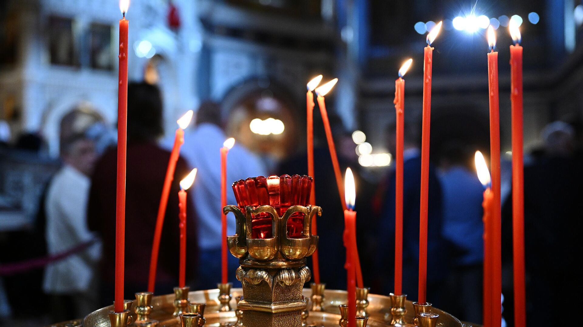 В РПЦ приветствуют объявленное Путиным пасхальное перемирие