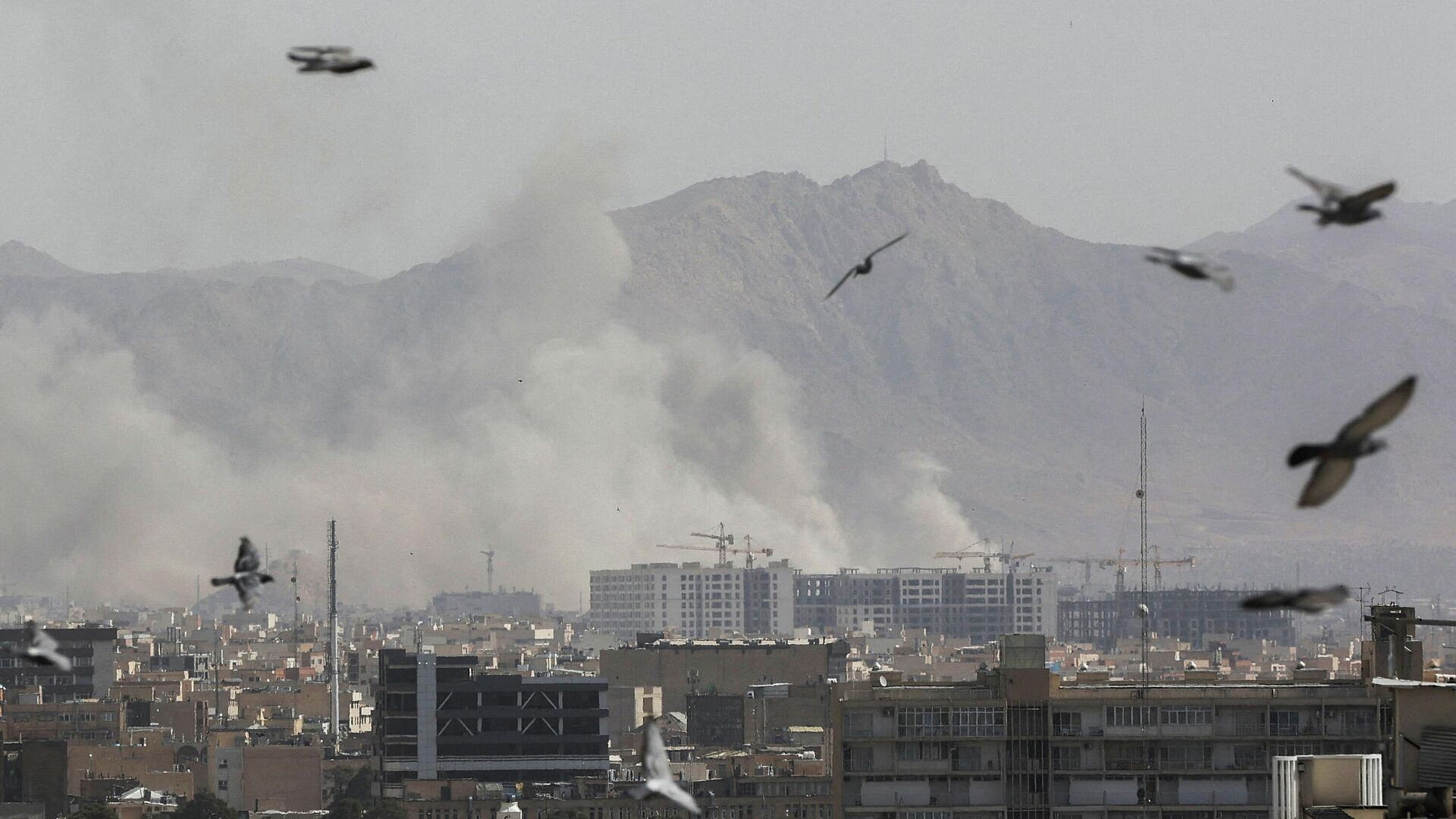 "Закончится катастрофой". Нападение на Иран вызвало панику во Франции