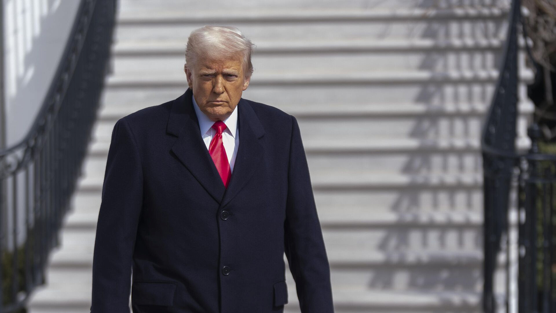 Трамп заявил, что Европа будет отвечать за будущую военную помощь Украине