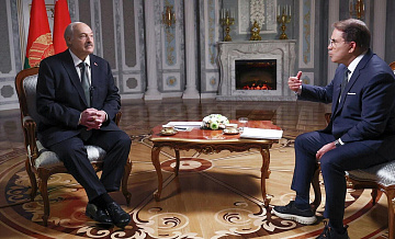ЕС должен быть самостоятельной опорой планеты, считает Лукашенко