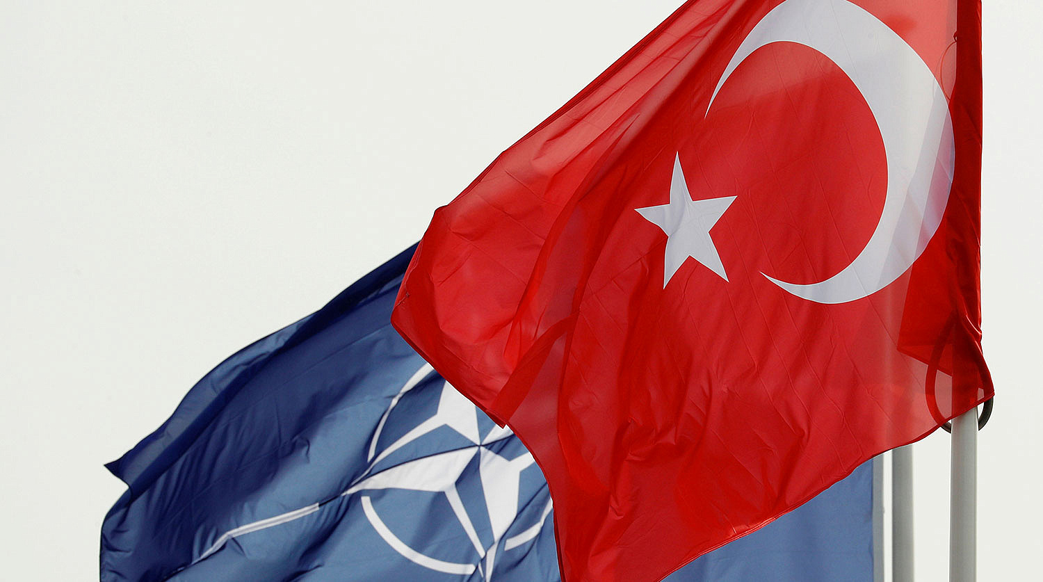 Турция может покинуть блок НАТО в течение полугода