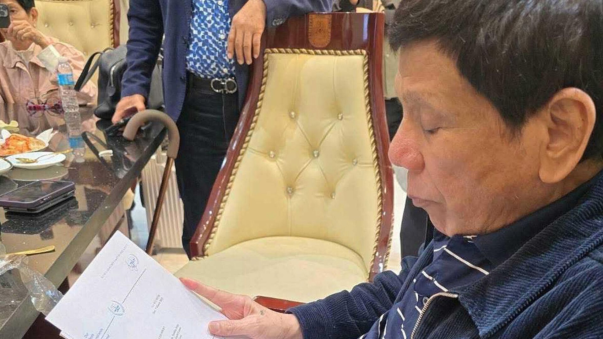 Бывшего президента Филиппин во вторник вечером отправят в Гаагу