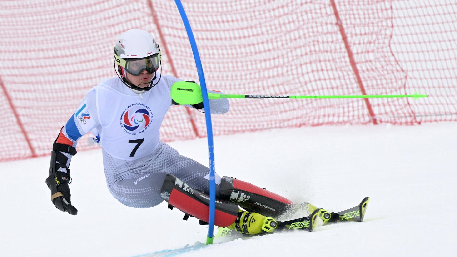 Горнолыжник Бугаев принес сборной России вторую медаль на Паралимпиаде