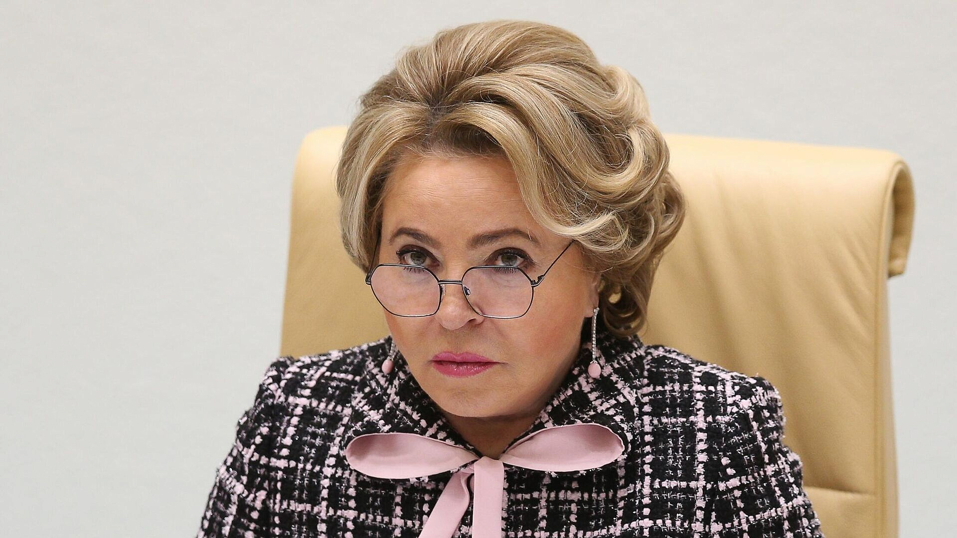 Матвиенко поблагодарила Путина за внимание к вопросам семьи