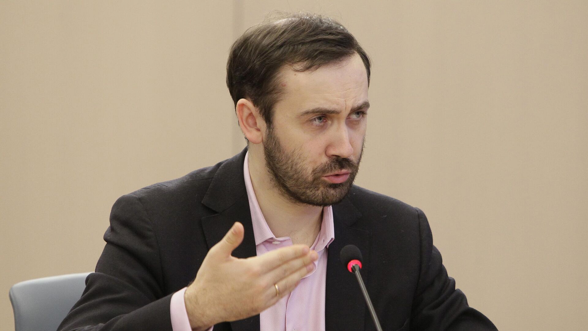 ФСБ рассказала о работе Пономарева* по захвату власти в России