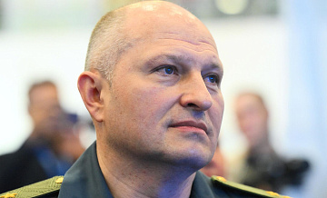 Глава МЧС потребовал ускорить ликвидацию последствий разлива мазута