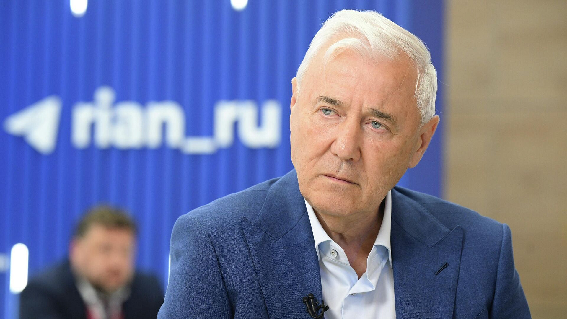 ЦБ продолжит снижать ключевую ставку, заявил Аксаков