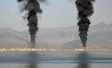 В порту Фуджейры в ОАЭ произошел пожар из-за беспилотника