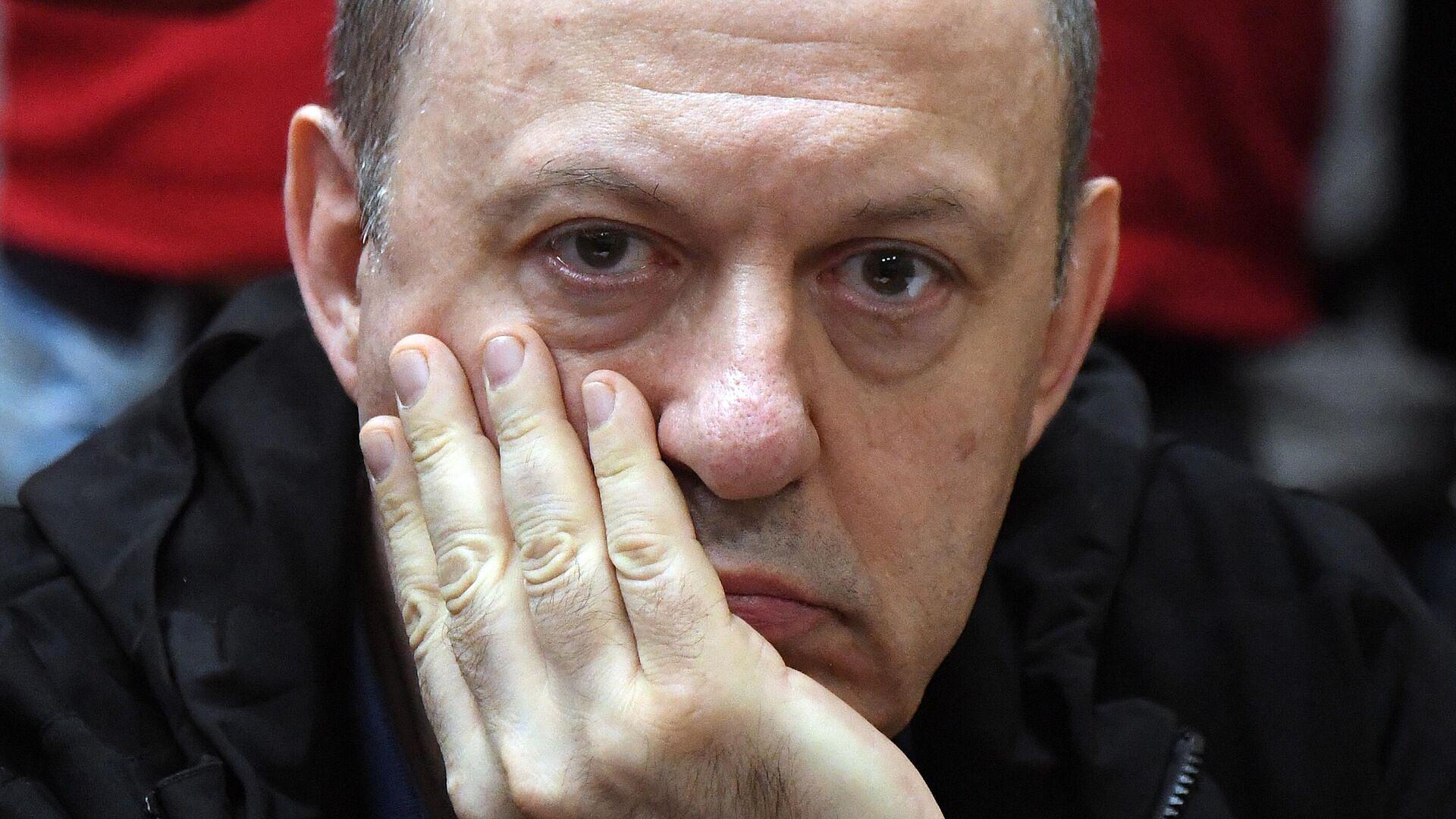 ������� �� ������� ����� � 966 ��������� ������