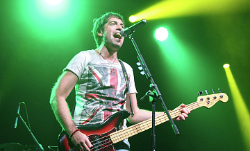 Лидер группы "Ногу свело!" получил первый иноагентский штраф