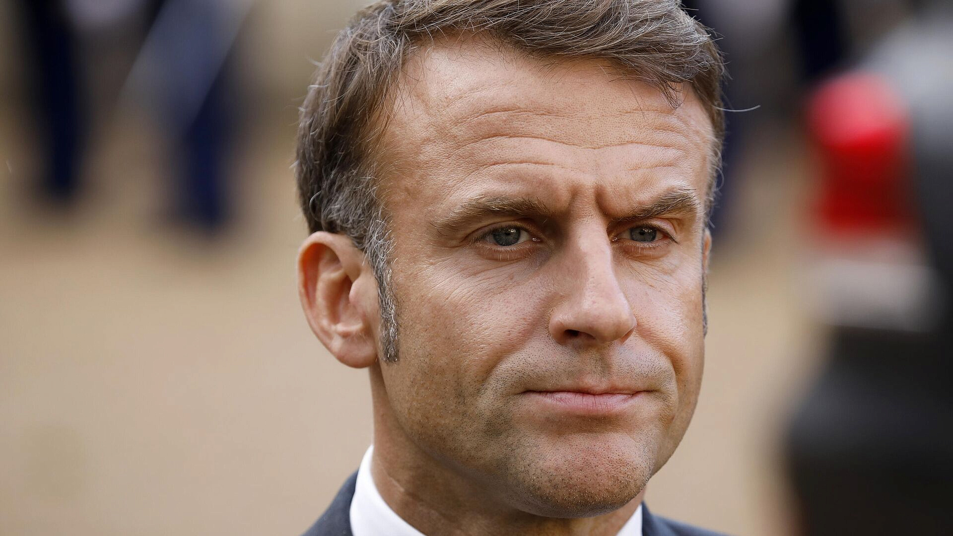 "Проблемы в парижском раю". На Западе высмеяли Макрона